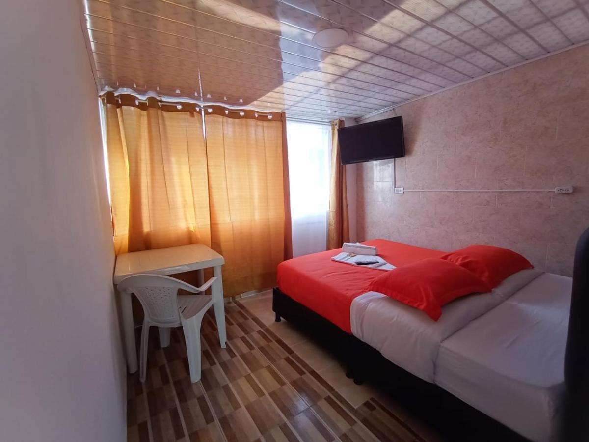 Hotel Bogota Airport Dorado エクステリア 写真
